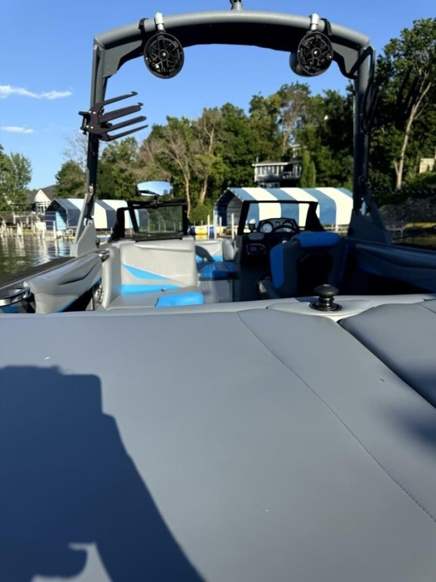 2020 Axis T23 - Photo 41