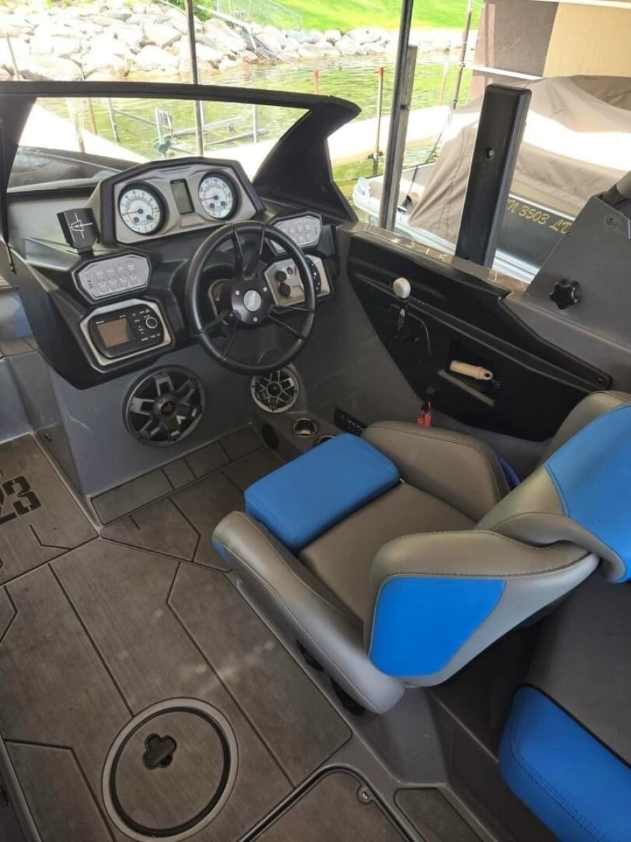 2020 Axis T23 - Photo 10