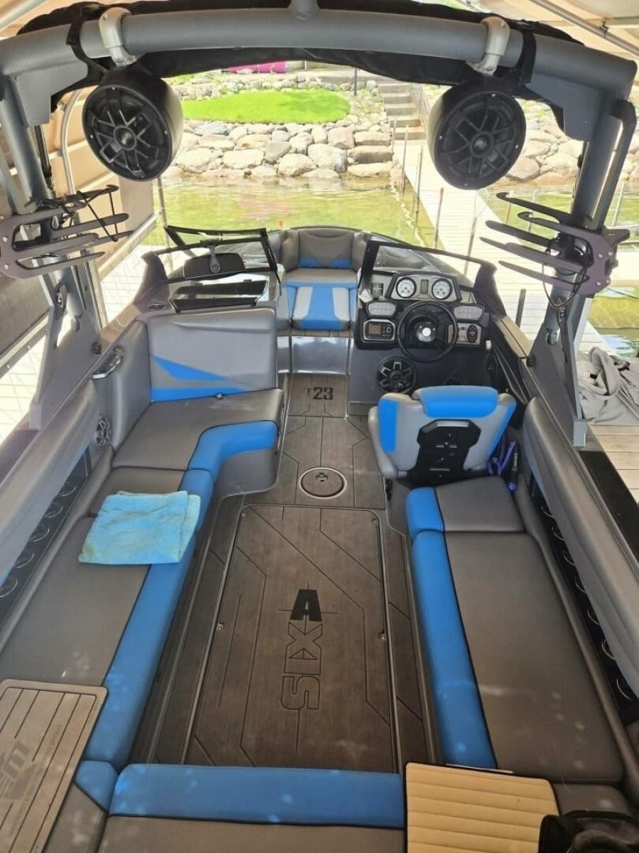 2020 Axis T23 - Photo 2