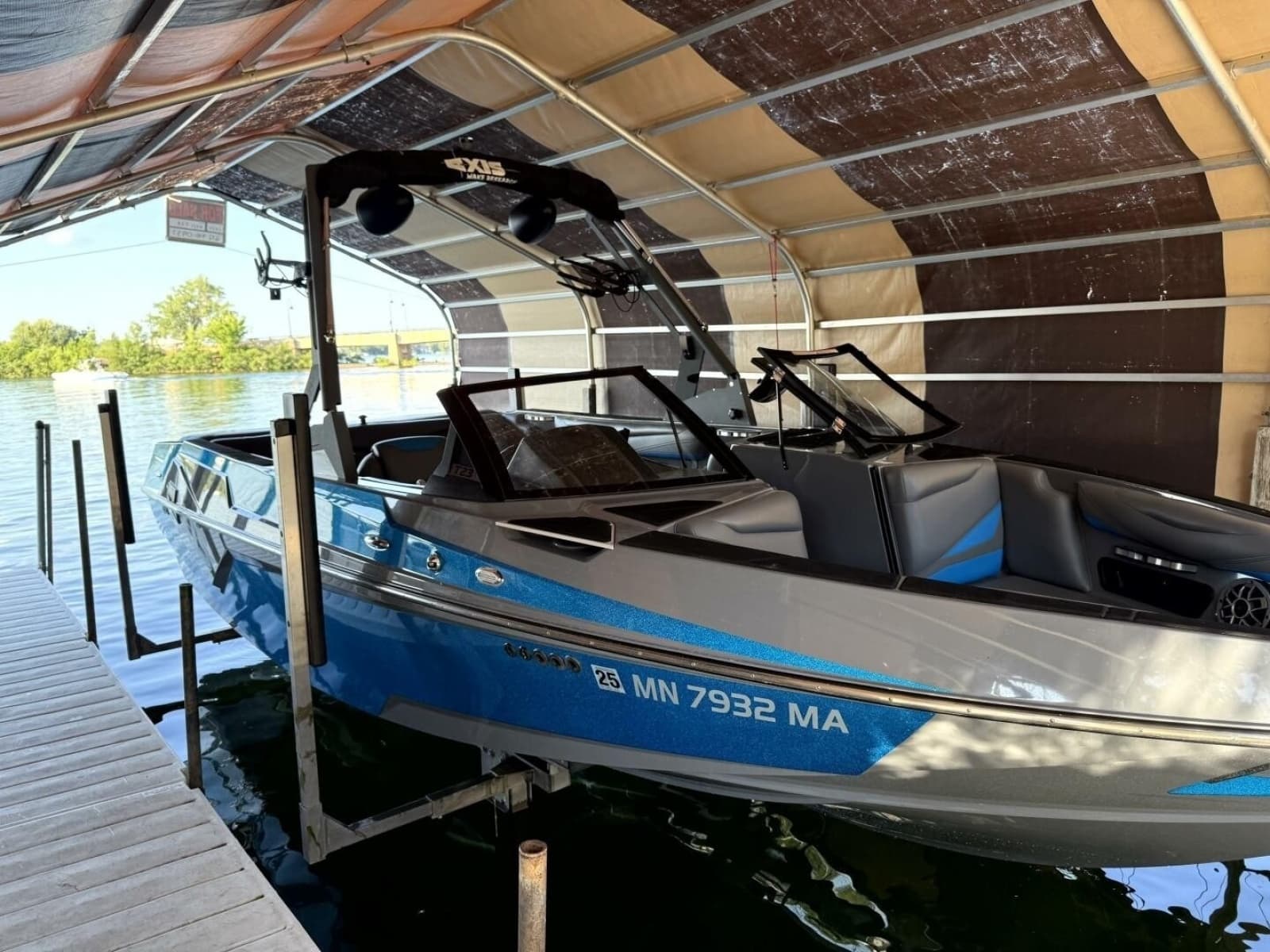 2020 Axis T23 - Photo 116
