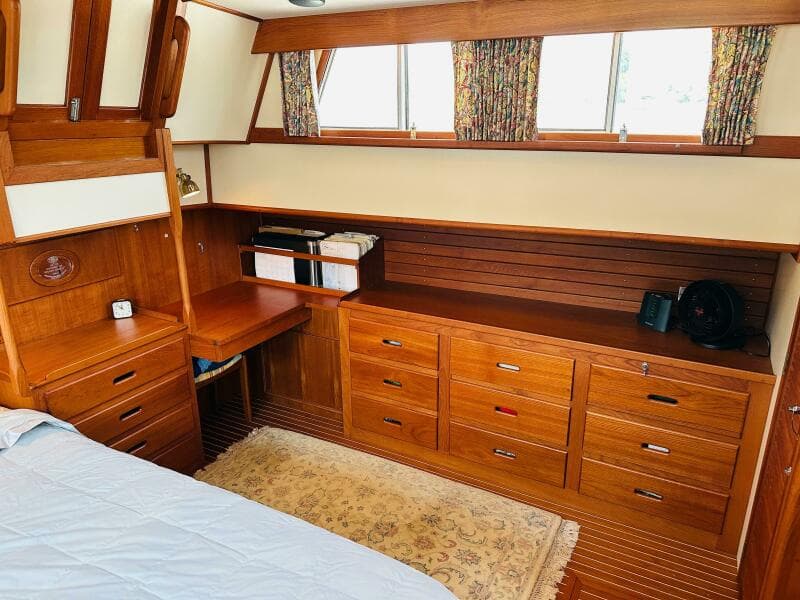 1998 Grand Banks 49 Classic