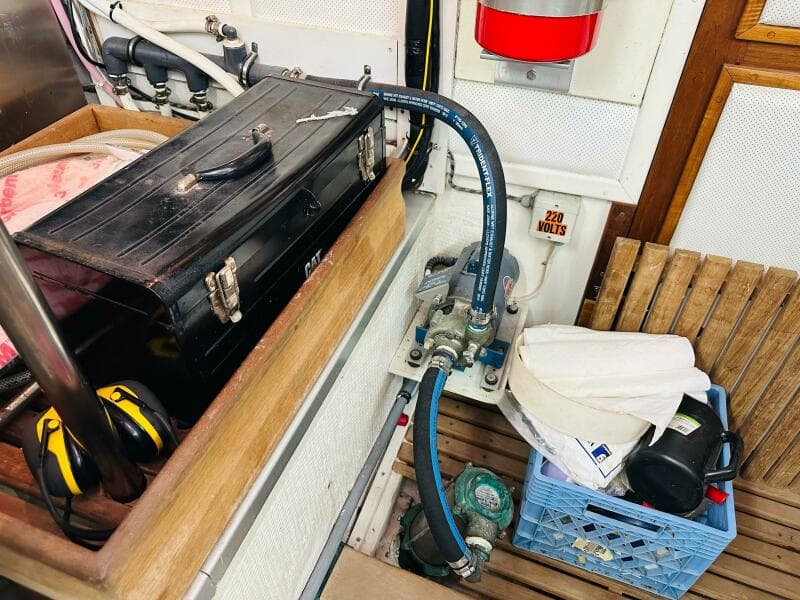 1998 Grand Banks 49 Classic