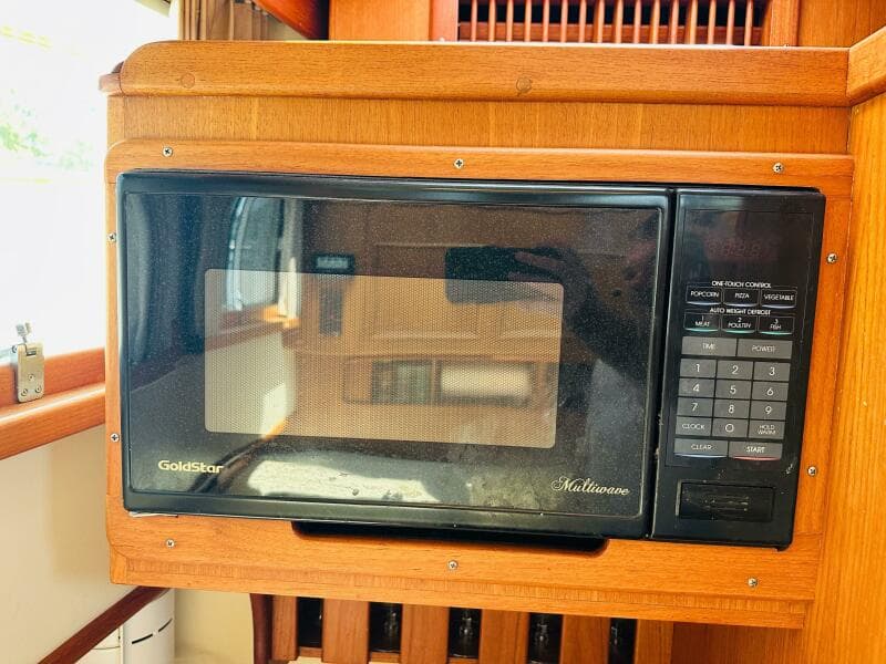 1998 Grand Banks 49 Classic