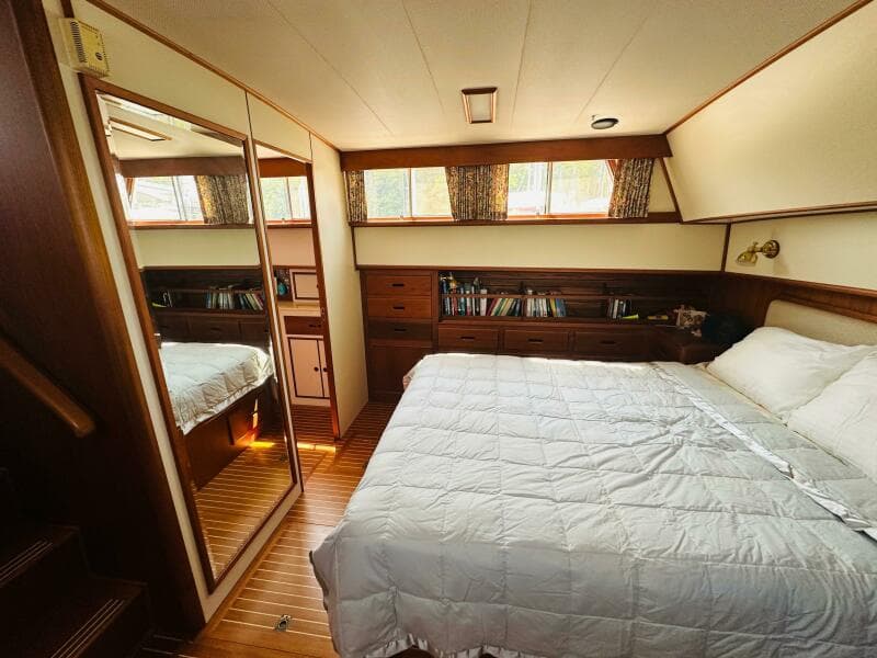 1998 Grand Banks 49 Classic