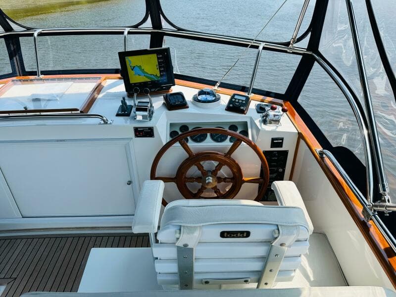 1998 Grand Banks 49 Classic