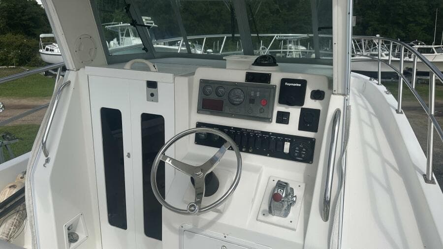 2003 True World Marine TE 288