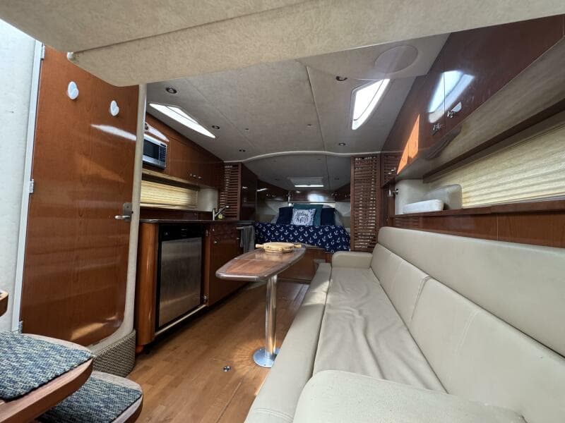 2012 Sea Ray 370 Sundancer