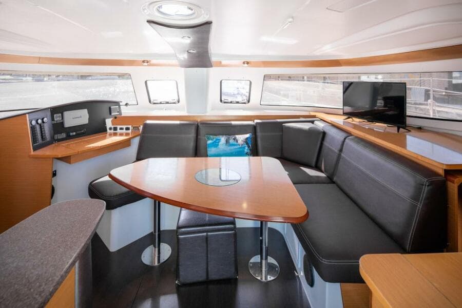2013 Fountaine Pajot  - Photo 43