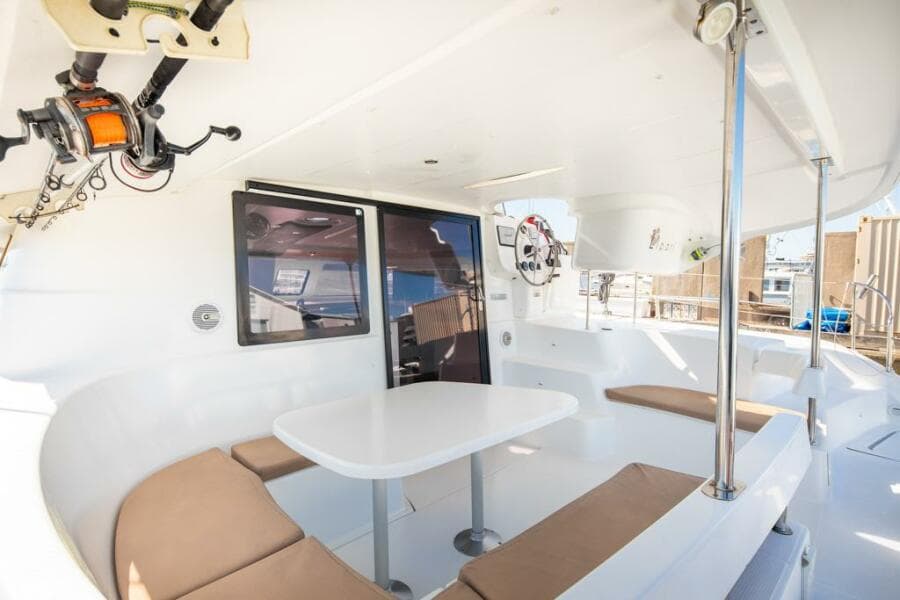 2013 Fountaine Pajot  - Photo 31