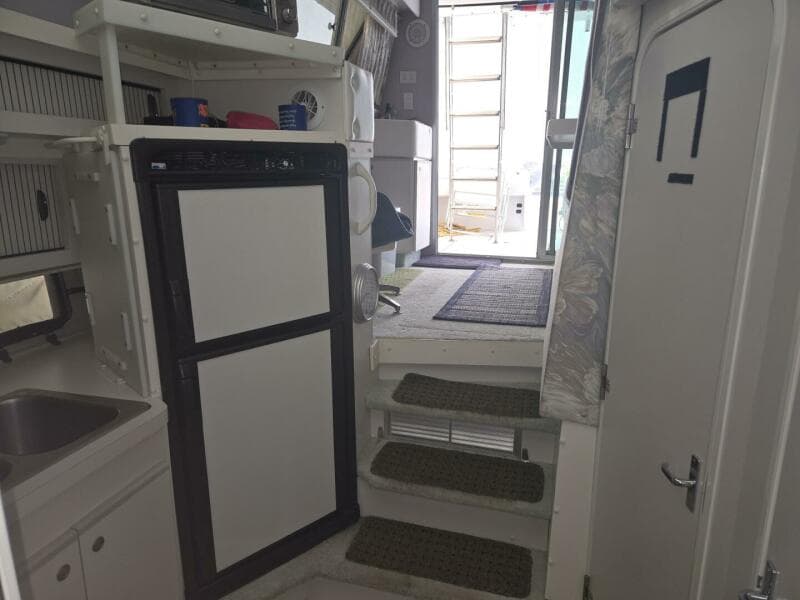 1994 Cruisers Yachts 3380