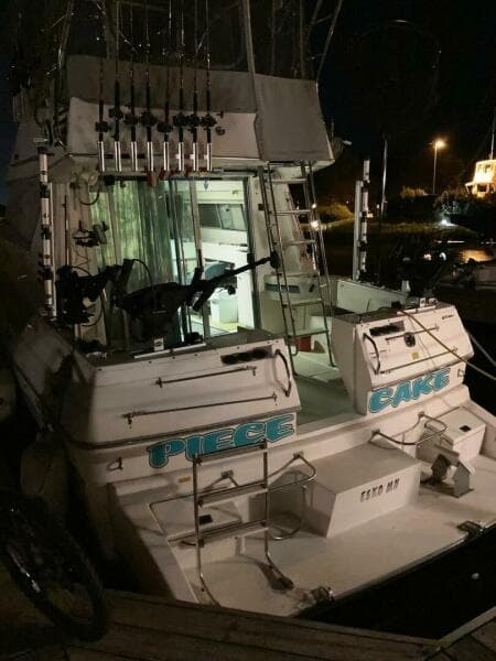 1994 Cruisers Yachts 3380