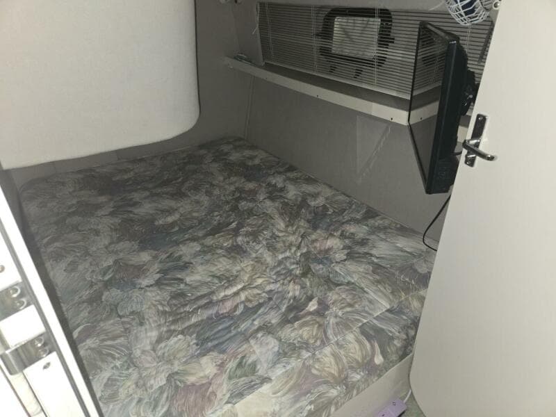 1994 Cruisers Yachts 3380