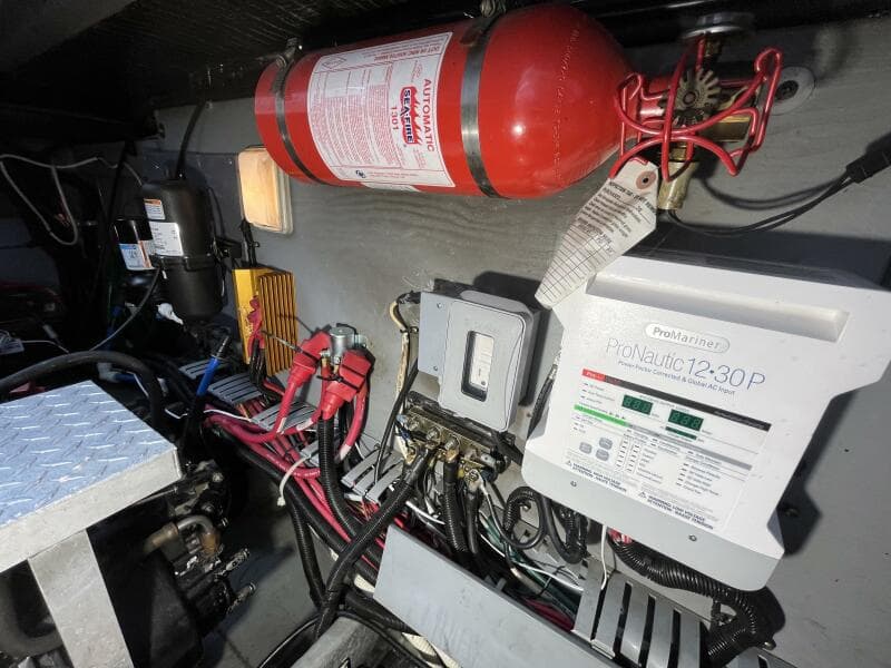 1999 Sea Ray 400 Sundancer