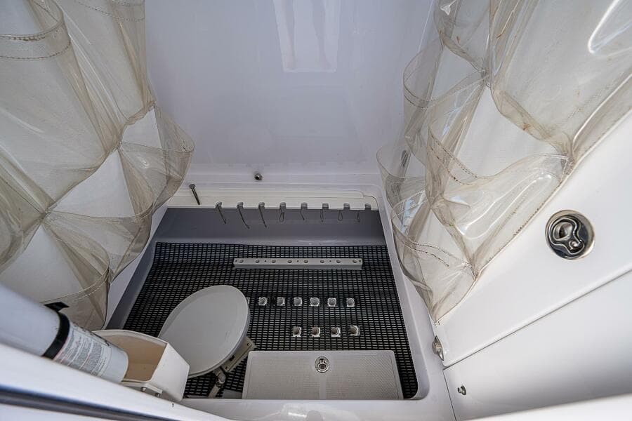 2013 Bahama CC w/Quad V10s