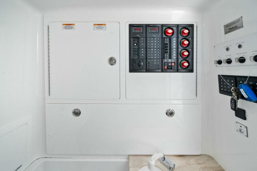 2023 Valhalla Boatworks V-41 Center Console