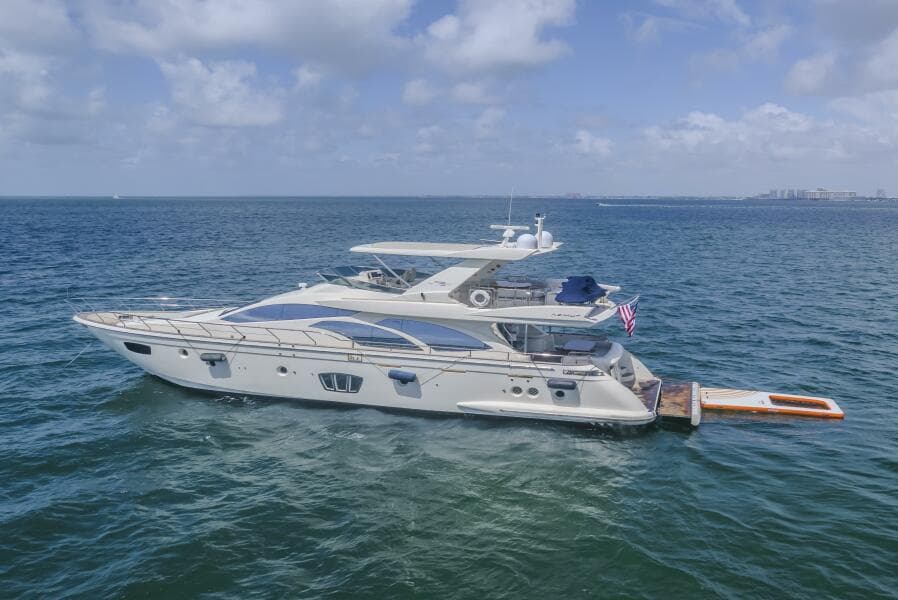 2008 Azimut 75