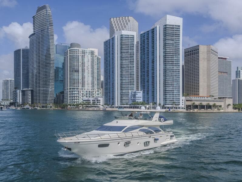 2008 Azimut 75