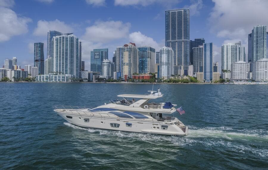 2008 Azimut 75