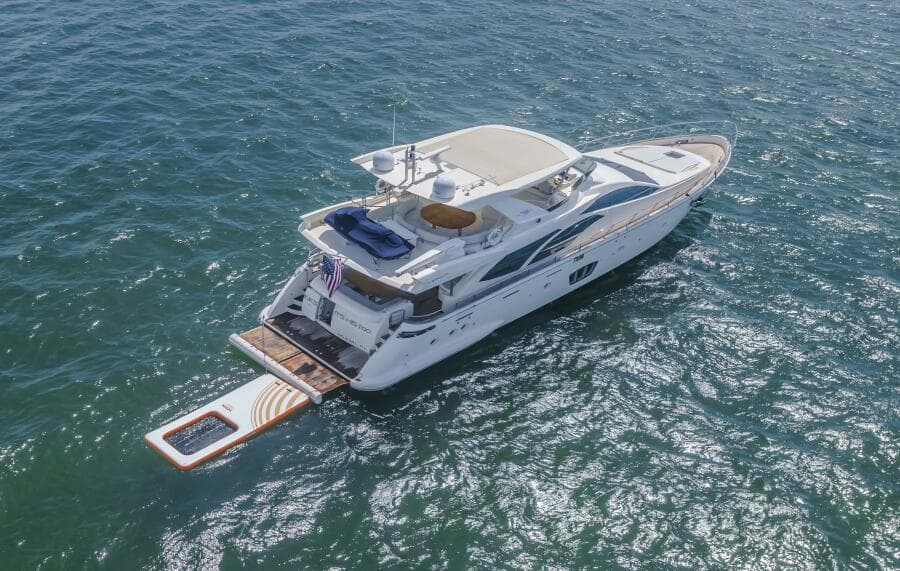 2008 Azimut 75