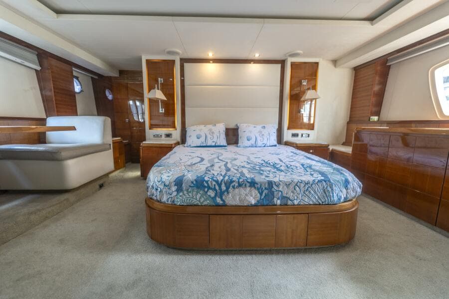 2008 Azimut 75