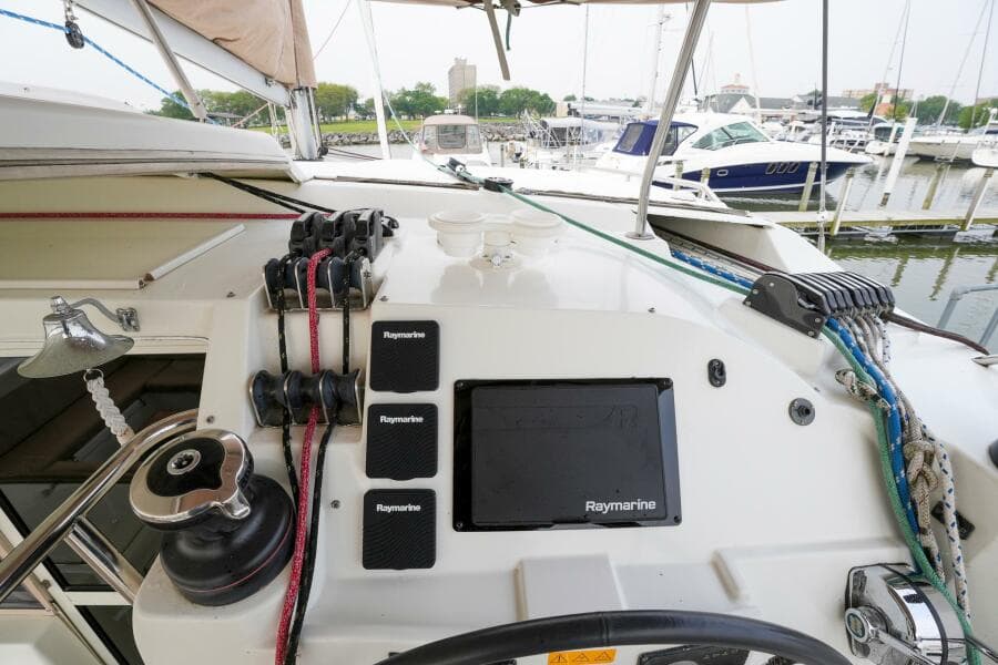 2012 Lagoon  - Photo 51