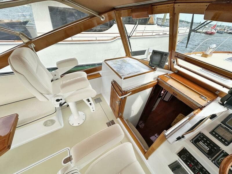 Companion Seat and Nav Desk