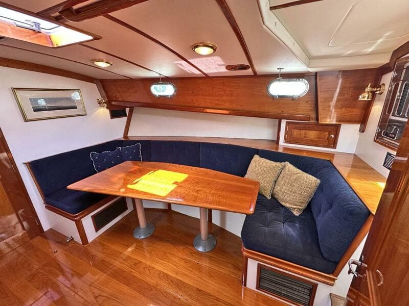 Salon Table and Settee