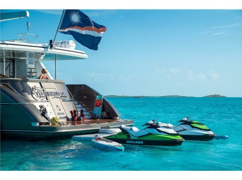 1995 Westport - Crescent Semi-Displacement