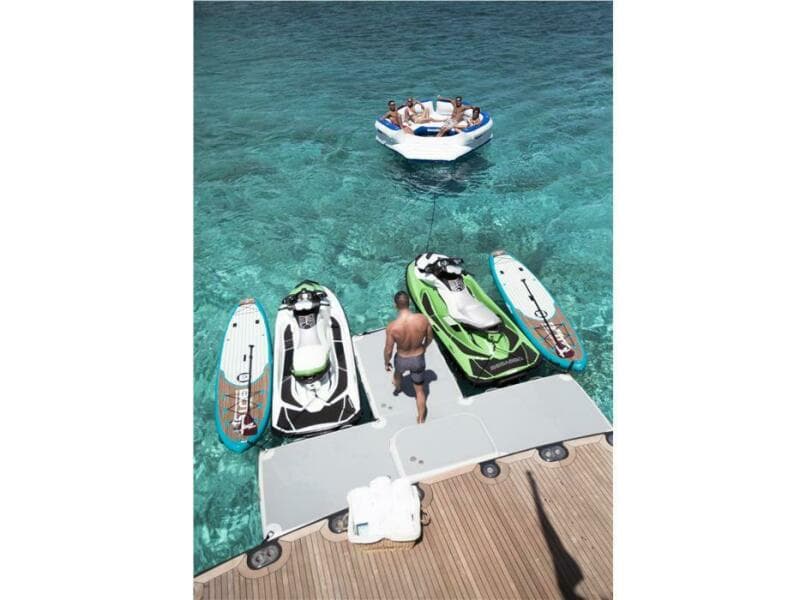 1995 Westport - Crescent Semi-Displacement