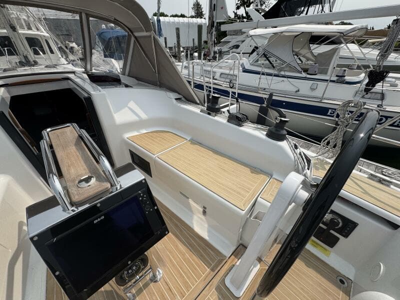 2018 Hanse 348