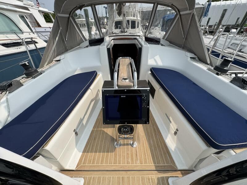 2018 Hanse 348