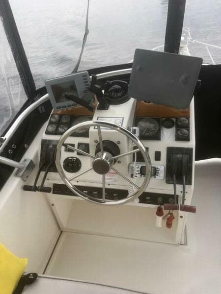 Flybridge Helm Station