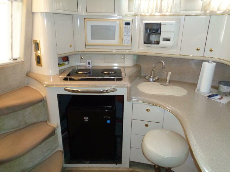1997 Sea Ray 370 Sundancer