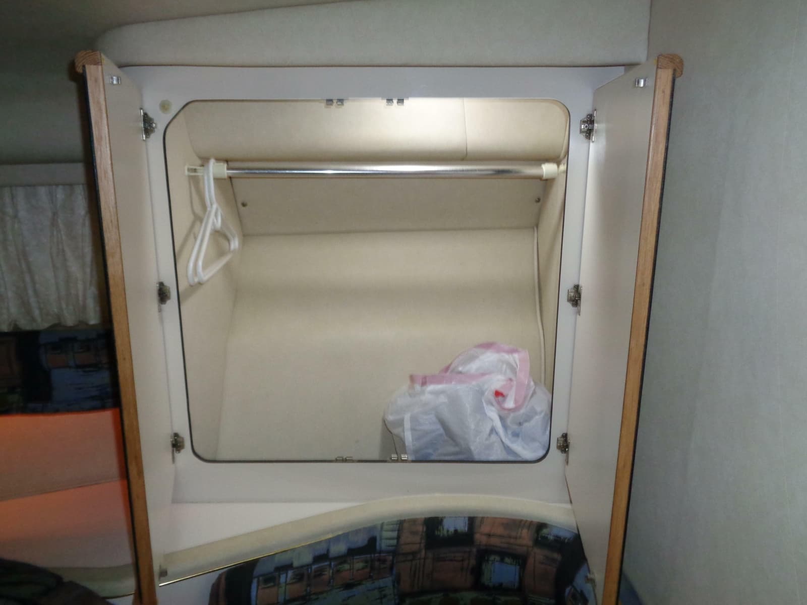 1997 Sea Ray 370 Sundancer - Photo 55