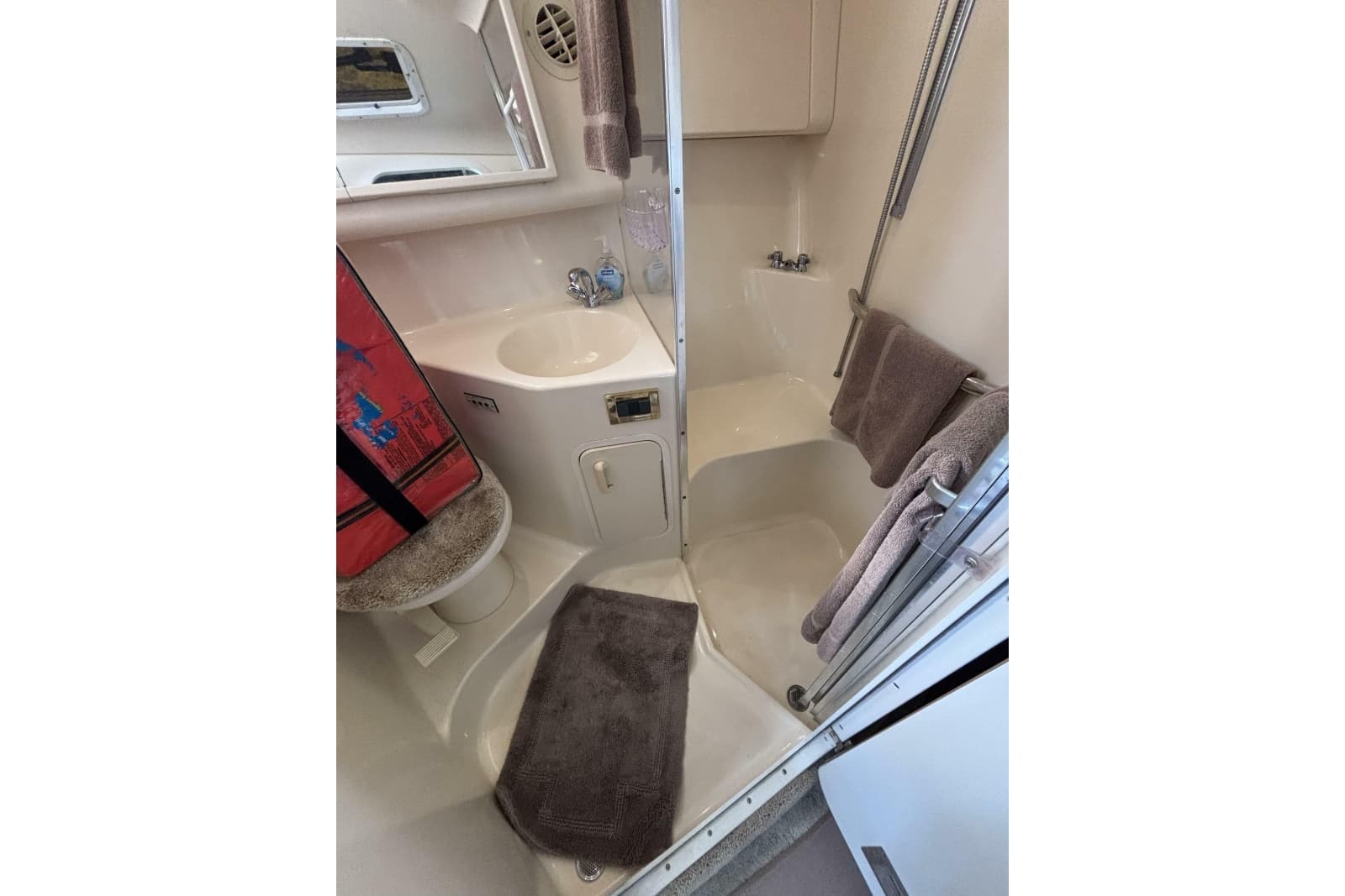 1997 Sea Ray 370 Sundancer - Photo 67