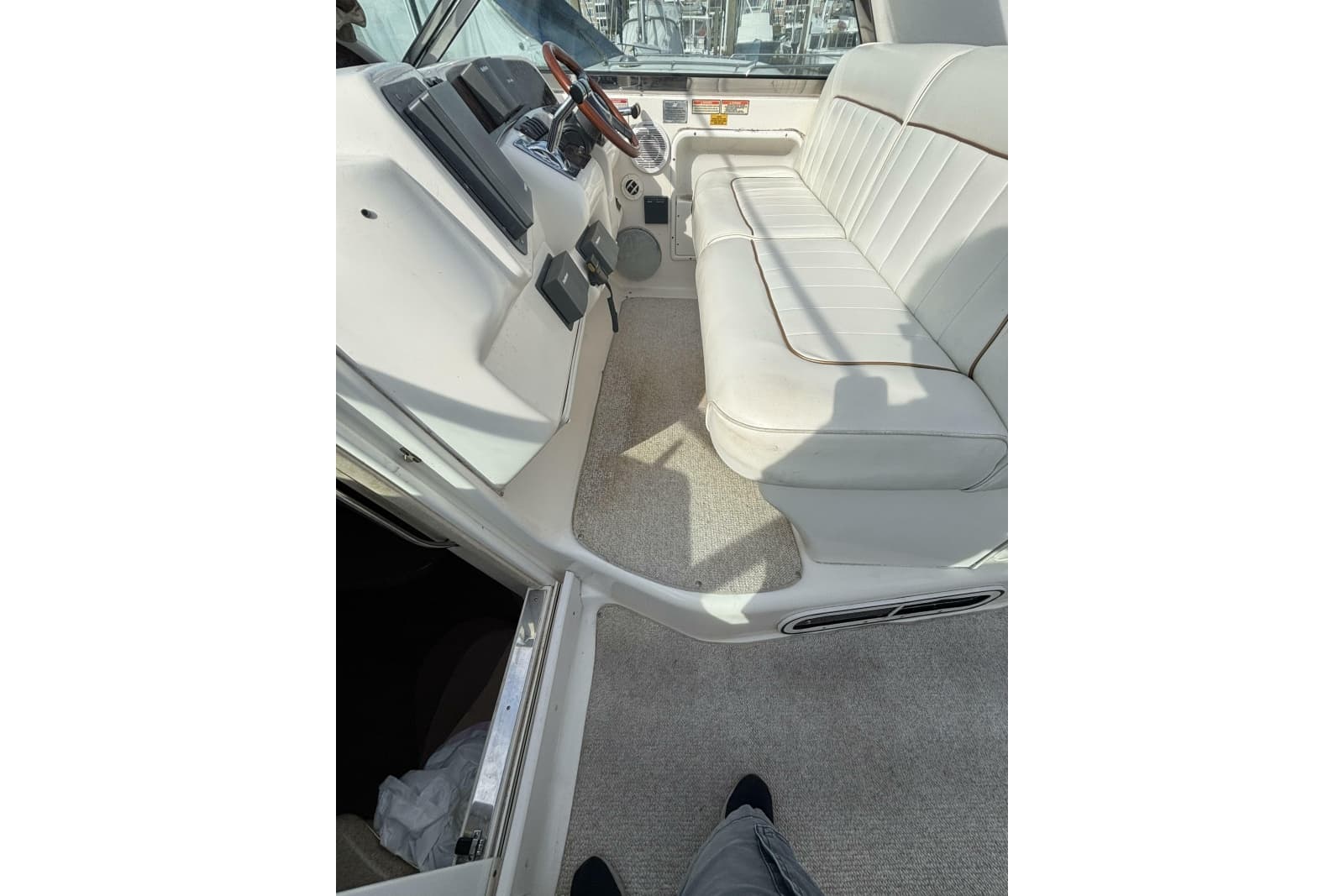 1997 Sea Ray 370 Sundancer - Photo 23