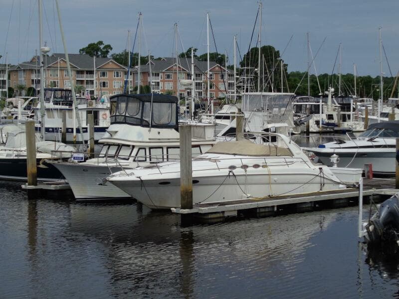 1997 Sea Ray 370 Sundancer