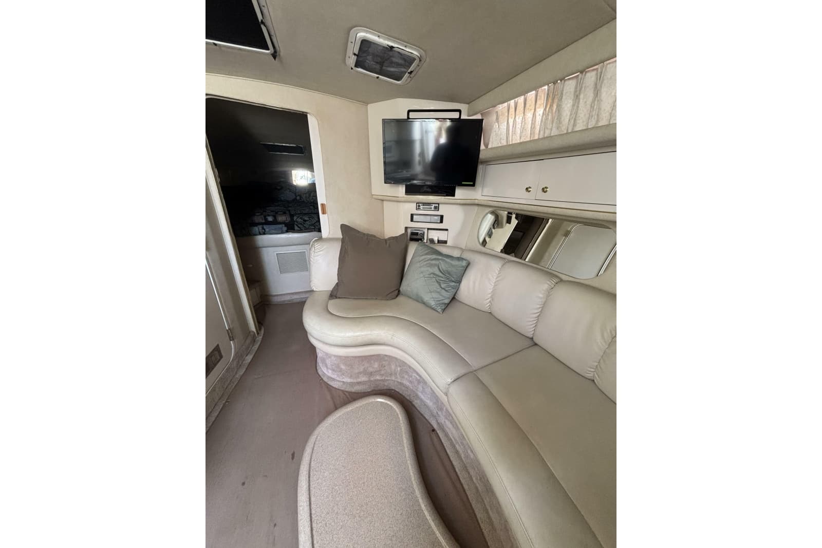 1997 Sea Ray 370 Sundancer - Photo 77