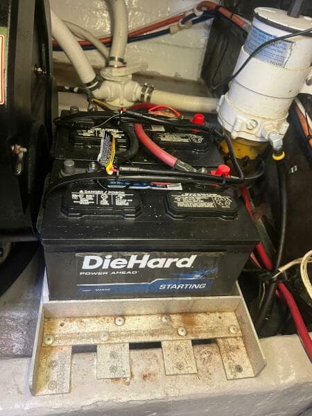 1997 Pursuit 3000 Offshore Express