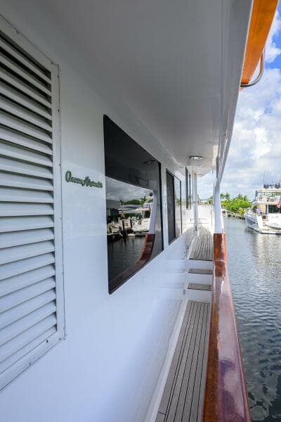 2001 Ocean Alexander 602 MKI