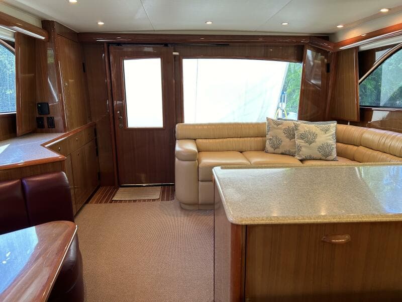 2006 Viking 52 Convertible