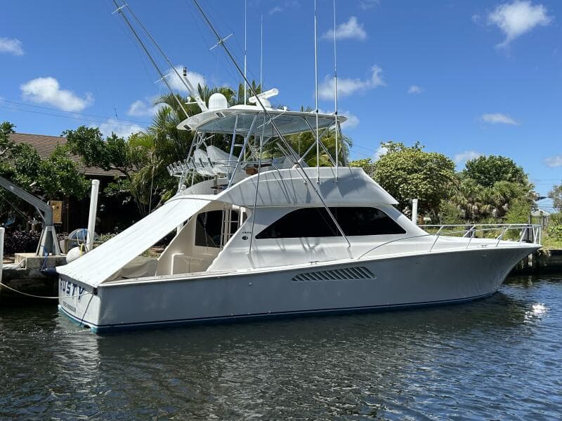 2006 Viking 52 Convertible
