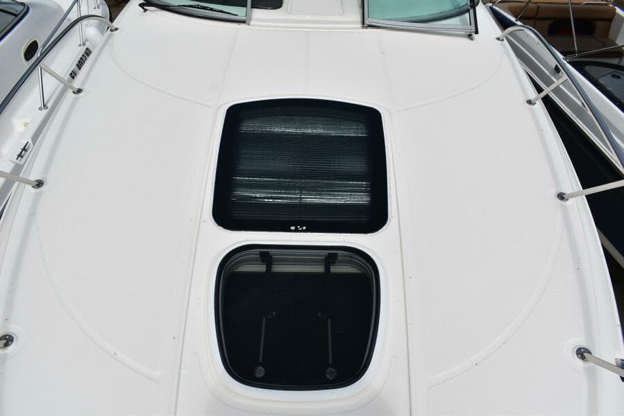 2011 Sea Ray 310 Sundancer