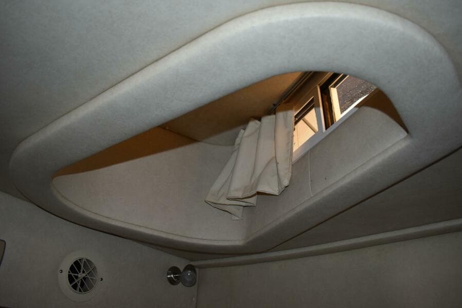 2011 Sea Ray 310 Sundancer