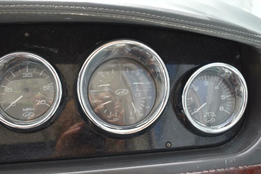 2011 Sea Ray 310 Sundancer