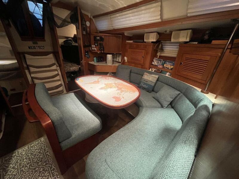 1999 Catalina 42 MK II