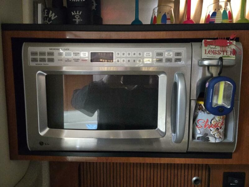 2006 Sea Ray 320 Sundancer