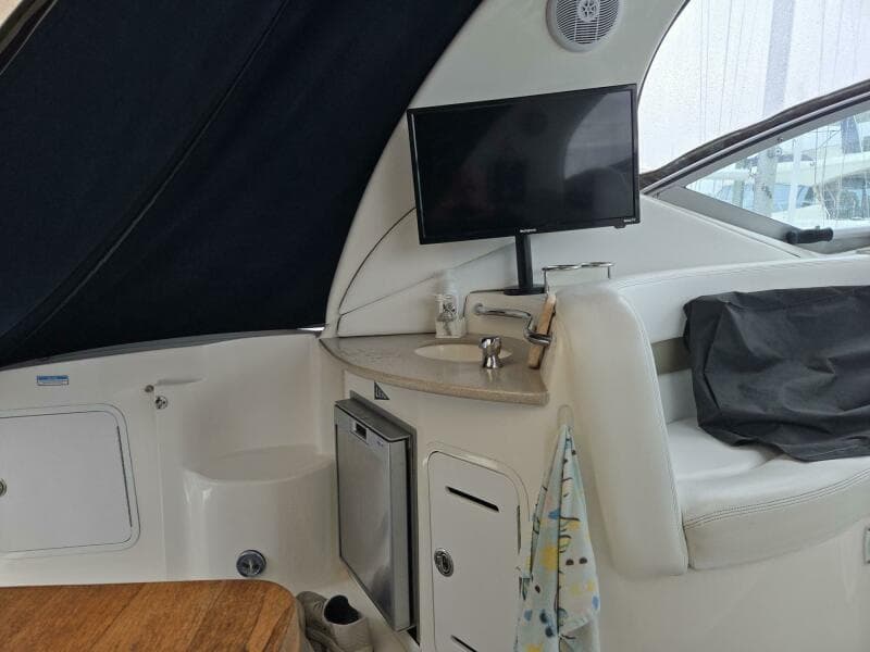 2006 Sea Ray 320 Sundancer