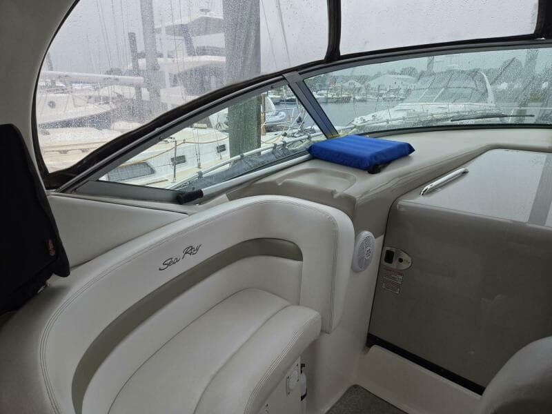 2006 Sea Ray 320 Sundancer