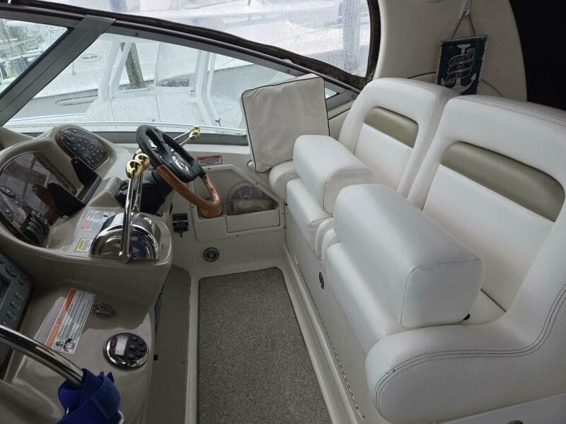 2006 Sea Ray 320 Sundancer